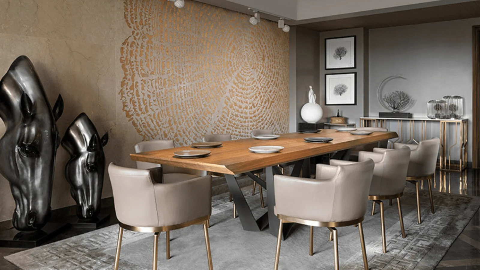 DLF-Magnolias-Apartments-In-Sector-42-Gurgaon-dining-table